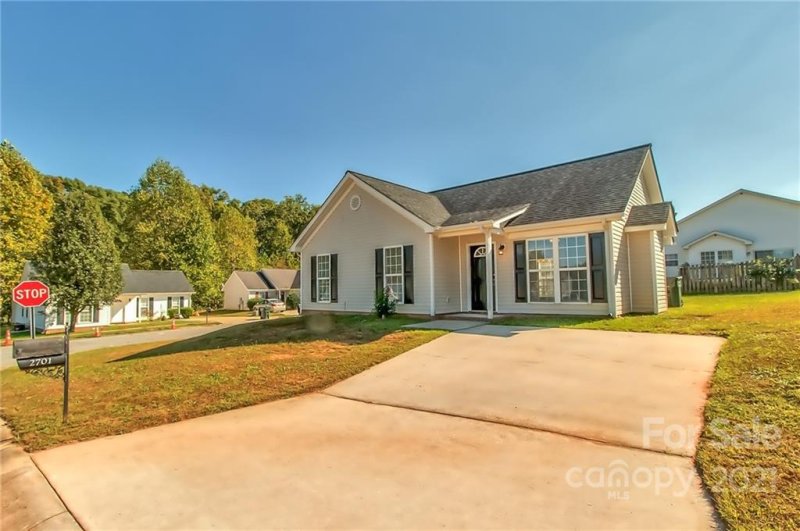 Property image 2 at 2701 Brook Ridge Drive, Bessemer City, NC 28016