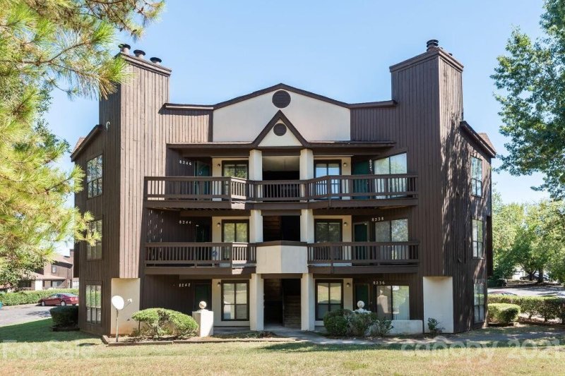 8238 Cedar Glen Drive