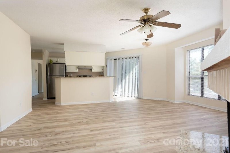 Property image 3 at 8238 Cedar Glen Drive, Charlotte, NC 28212