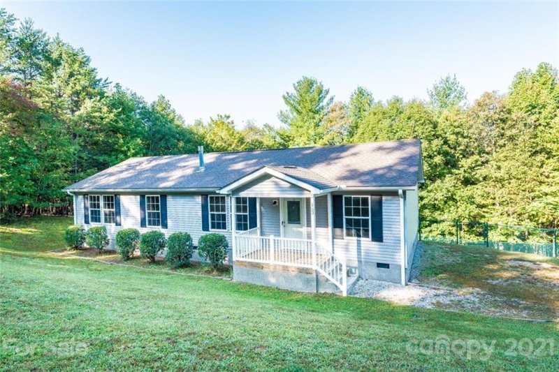 Property image 3 at 153 Cascades Drive, Nebo, NC 28761