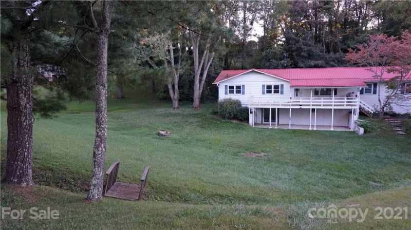 Property image 2 at 189 Maple Leaf Lane, Clyde, NC 28712