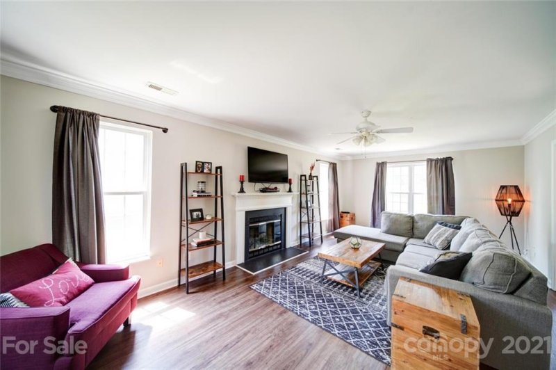 Property image 5 at 4119 Huntmeadow Drive, Charlotte, NC 28269