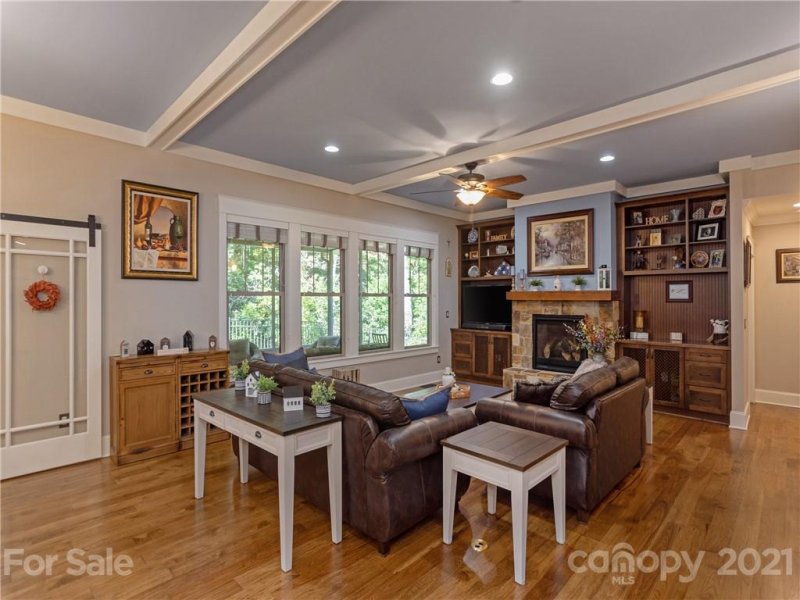 Property image 5 at 79 Dusky Court, Hendersonville, NC 28739