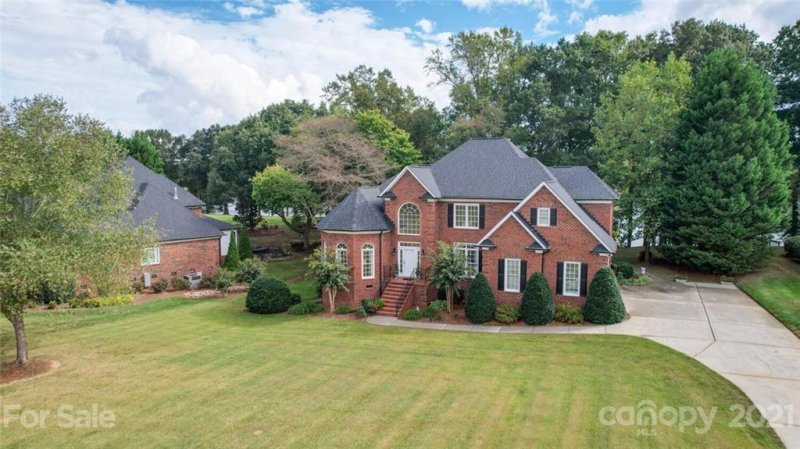 Property image 3 at 1124 Village Lake Drive, Monroe, NC 28110