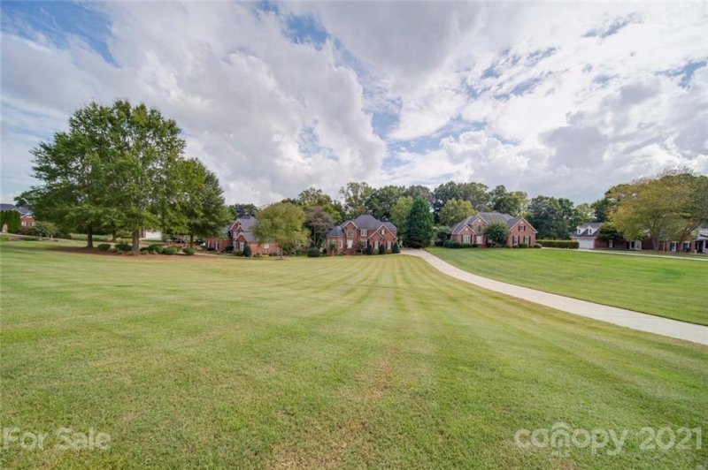 Property image 5 at 1124 Village Lake Drive, Monroe, NC 28110