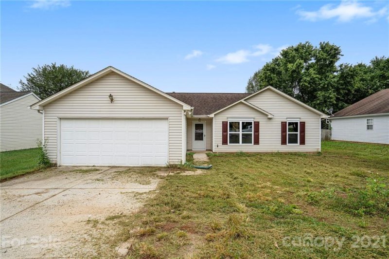 2069 Chapel Creek Road