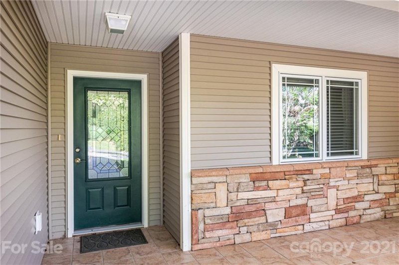 Property image 2 at 25 Bee Tree Village Parkway, Swannanoa, NC 28778