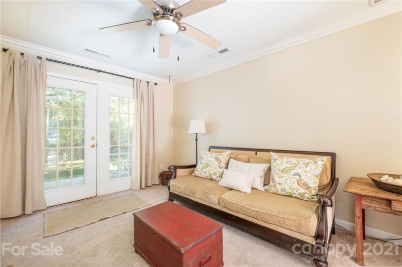 Property image 4 at 313 Valley Brook Lane, Concord, NC 28025