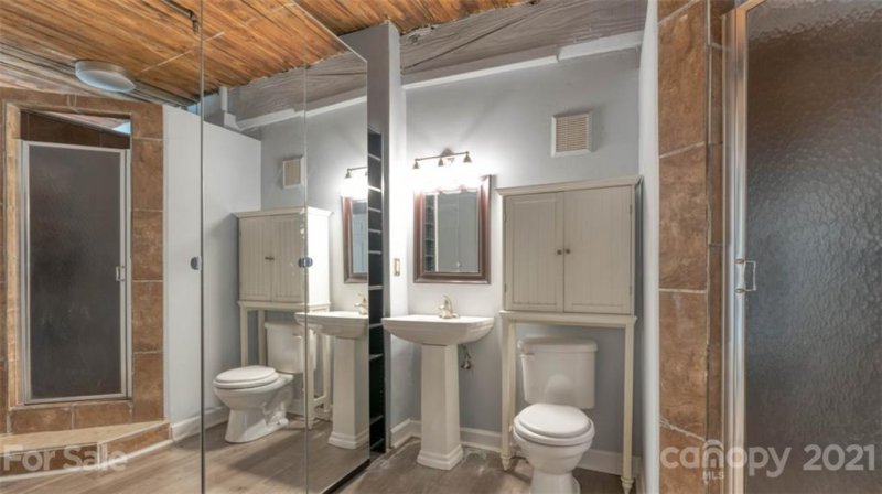 Property image 3 at 201 Hoskins Road, Charlotte, NC 28208