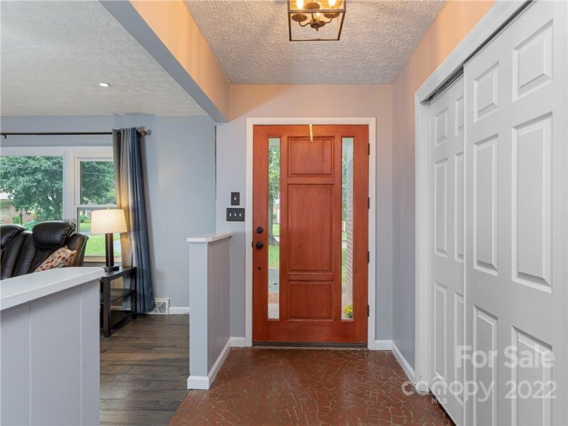 Property image 5 at 5 Crestwood Lane, Candler, NC 28715