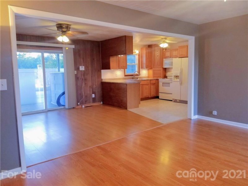 Property image 4 at 2628 32nd Avenue, Hickory, NC 28601