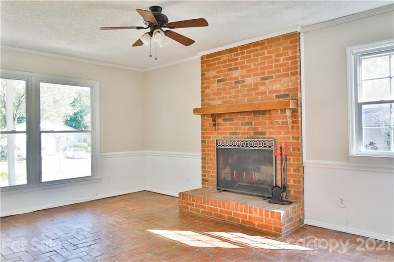 Property image 5 at 4600 Cricklewood Lane, Charlotte, NC 28212