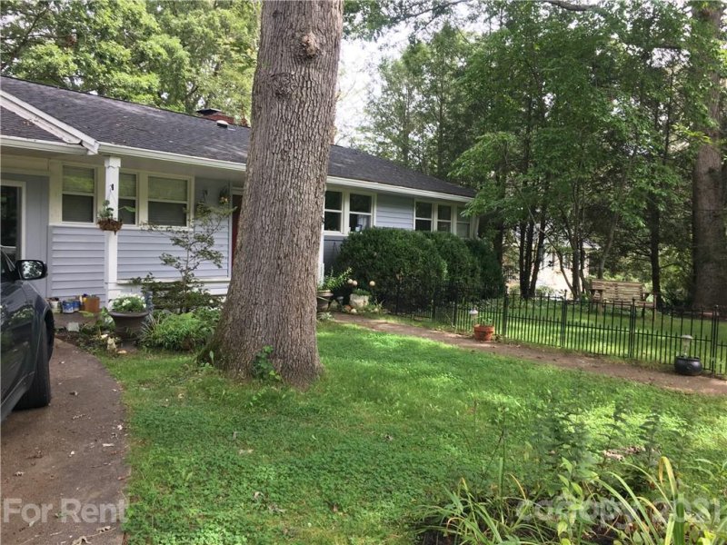 Property image 4 at 18 Forestdale Drive, Asheville, NC 28803