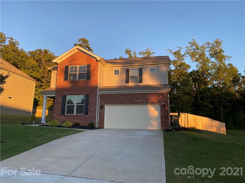 375 Pleasant View Lane