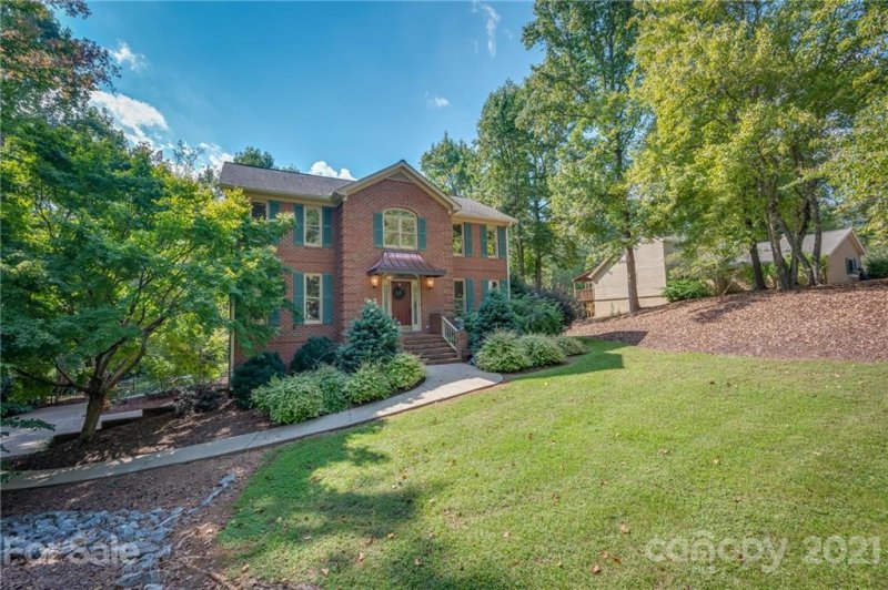 Property image 2 at 334 Fairforest Drive, Rutherfordton, NC 28139