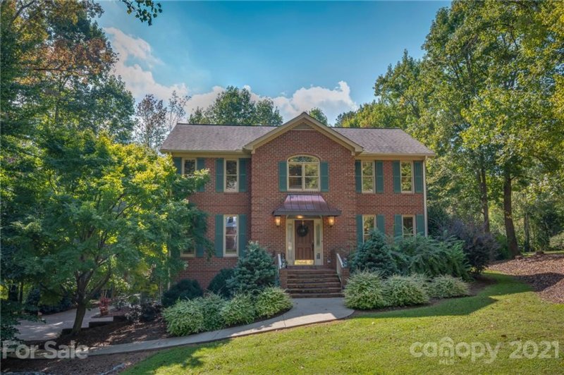 Property image 3 at 334 Fairforest Drive, Rutherfordton, NC 28139