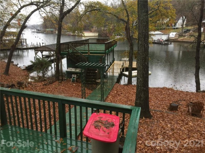 Property image 2 at 1567 Berry Hill Drive, Norwood, NC 28128