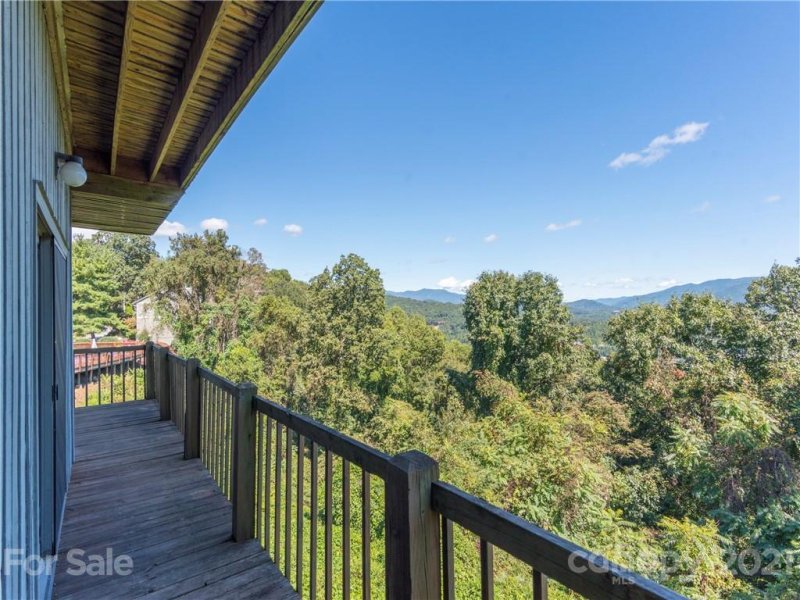 Property image 4 at 450 Windswept Drive, Asheville, NC 28801