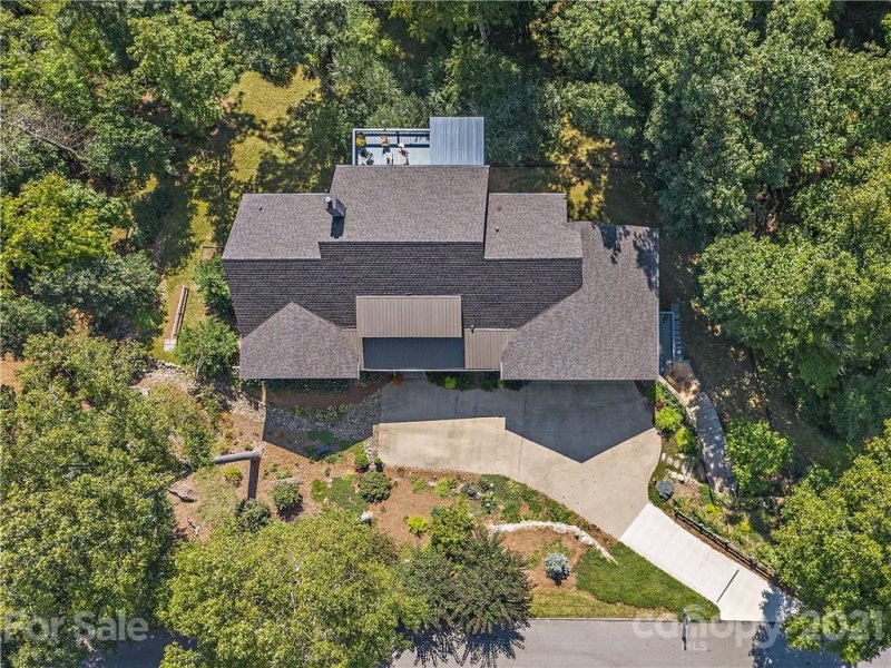 Property image 2 at 93 Robinhood Road, Asheville, NC 28804