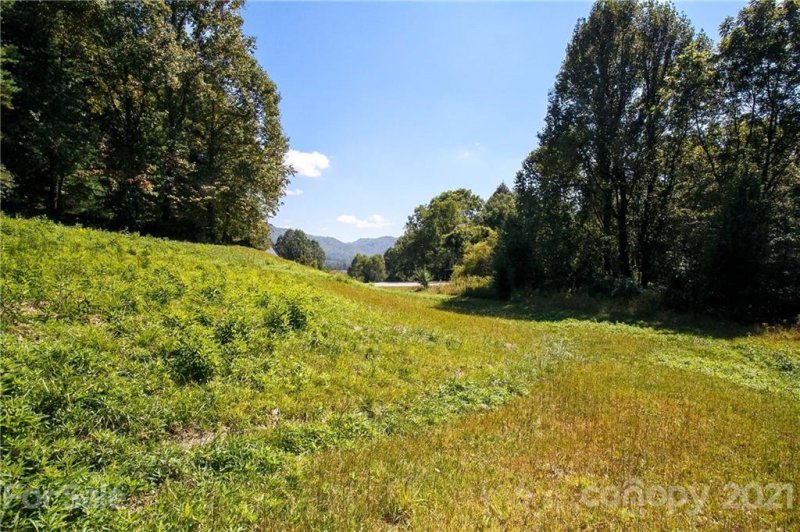 Property image 5 at Tbd Londonderry Circle, Brevard, NC 28712