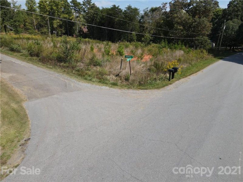 Property image 3 at 7870 Vista View Drive, Sherrills Ford, NC 28673