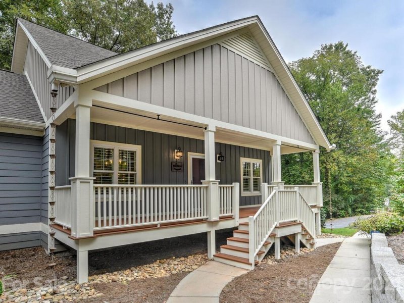 Property image 3 at 31 Jr Estates Drive, Candler, NC 28715