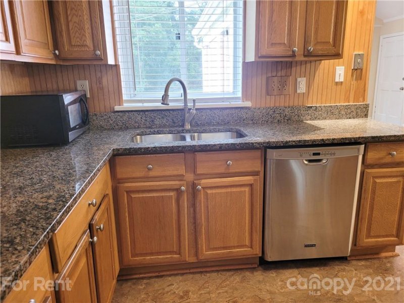 Property image 5 at 5209 Wales Street, Charlotte, NC 28269