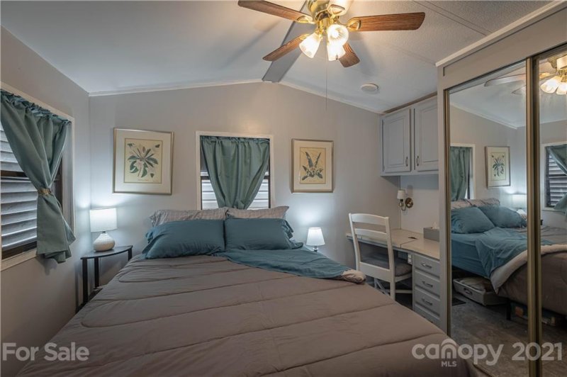 Property image 5 at 81 Larch Lane, Newland, NC 28657