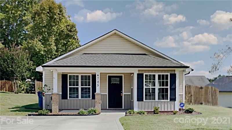 4725 Adamshire Avenue