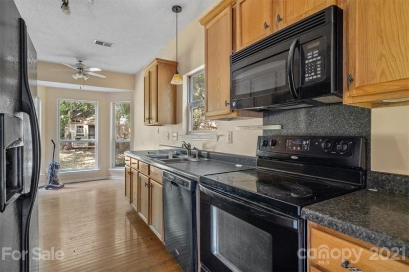 Property image 2 at 701 Mattingwood Drive, Charlotte, NC 28270