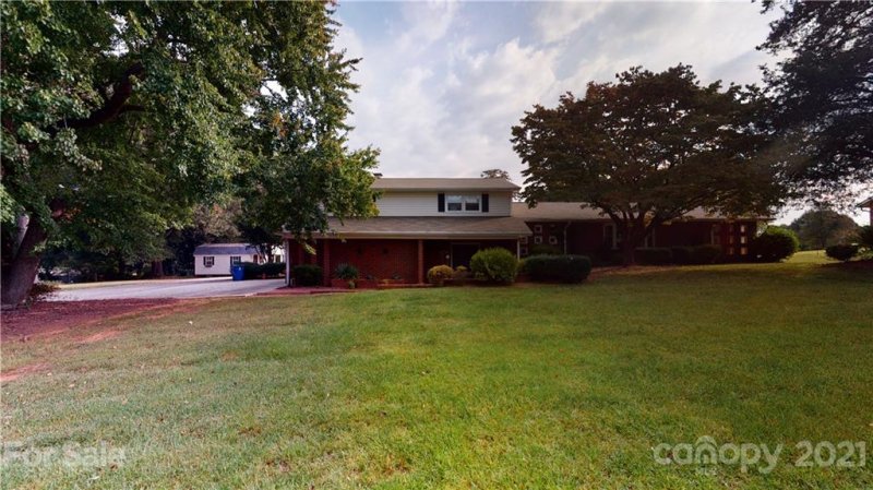 Property image 2 at 511 W Main Street, Maiden, NC 28650