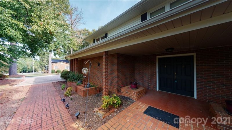 Property image 3 at 511 W Main Street, Maiden, NC 28650