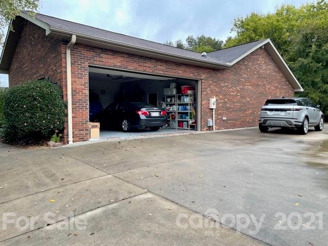 Property image 5 at 1112 Setter Lane, Concord, NC 28025