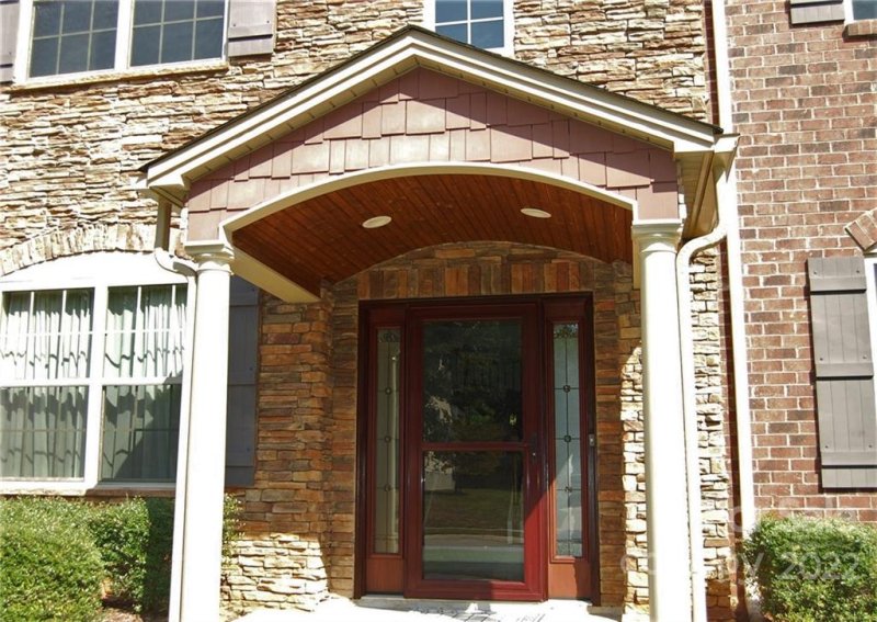 Property image 5 at 115 Lakeshore Hills Drive, Mooresville, NC 28117