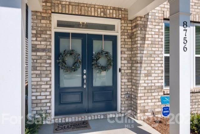 Property image 2 at 8756 Aspinwall Drive, Charlotte, NC 28216