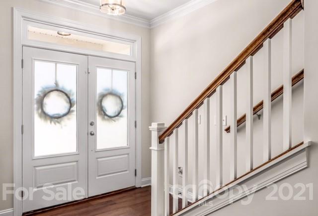 Property image 3 at 8756 Aspinwall Drive, Charlotte, NC 28216