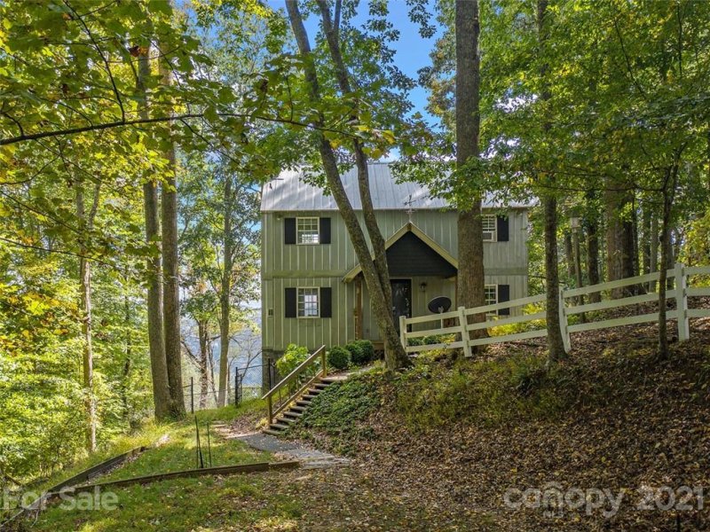 Property image 2 at 386 Old Log Road, Green Mountain, NC 28740