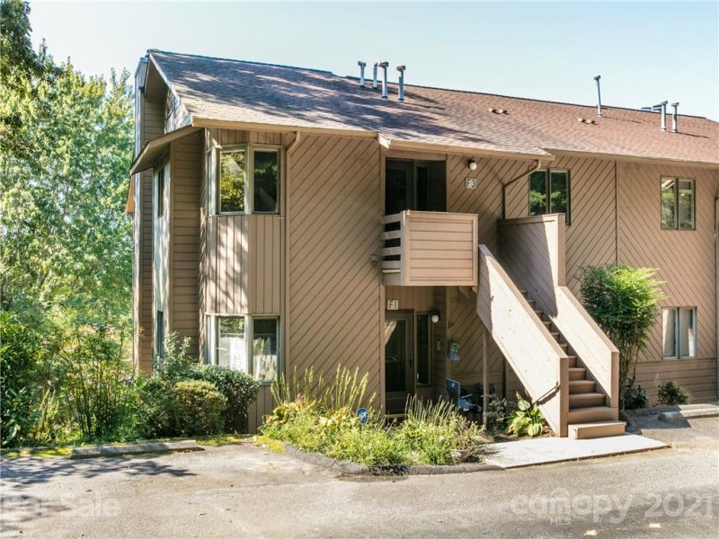 Property image 2 at 305 Piney Mountain Drive, Asheville, NC 28805