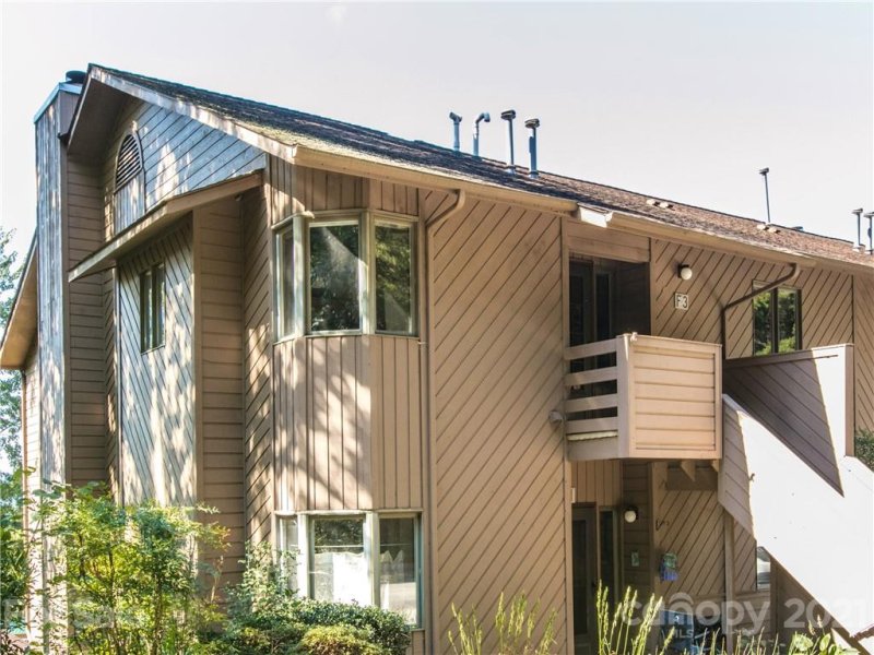 Property image 3 at 305 Piney Mountain Drive, Asheville, NC 28805