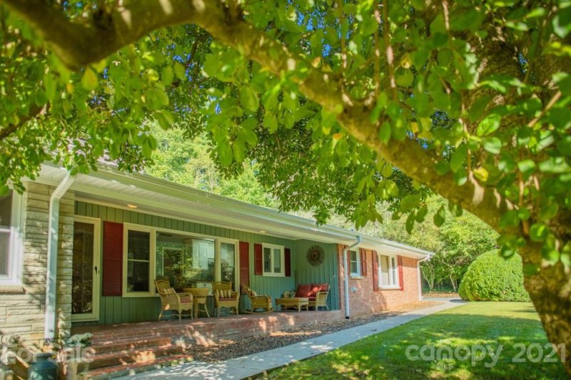 Property image 2 at 101 Paula Place, Flat Rock, NC 28731