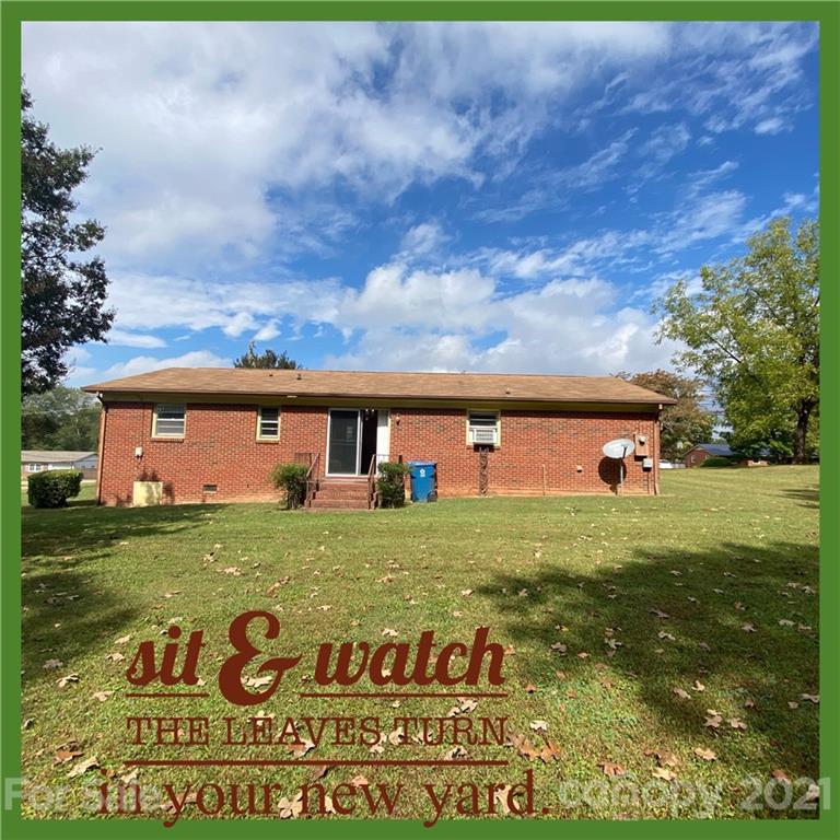 Property image 2 at 2702 32nd Avenue, Hickory, NC 28601