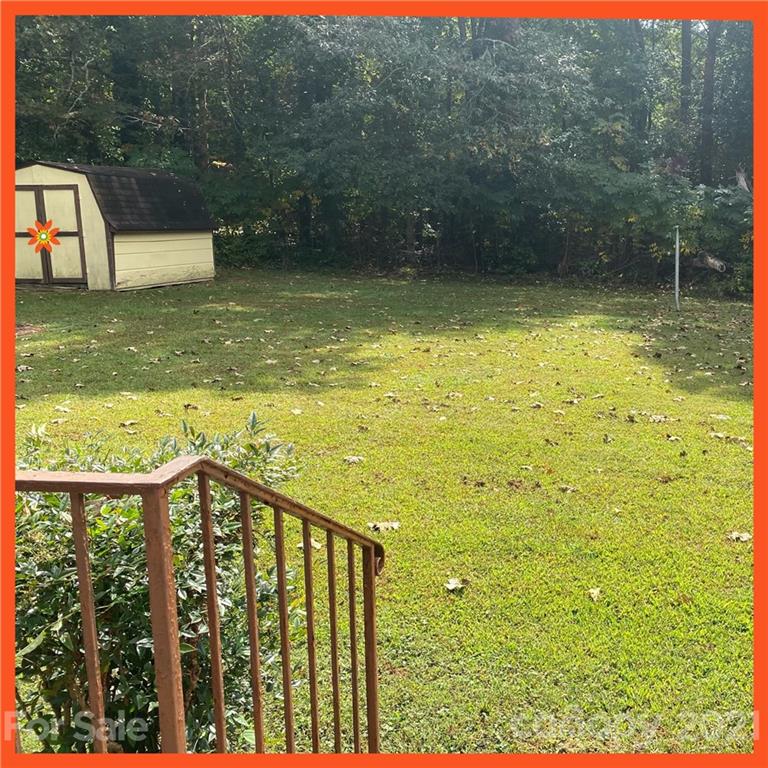 Property image 3 at 2702 32nd Avenue, Hickory, NC 28601