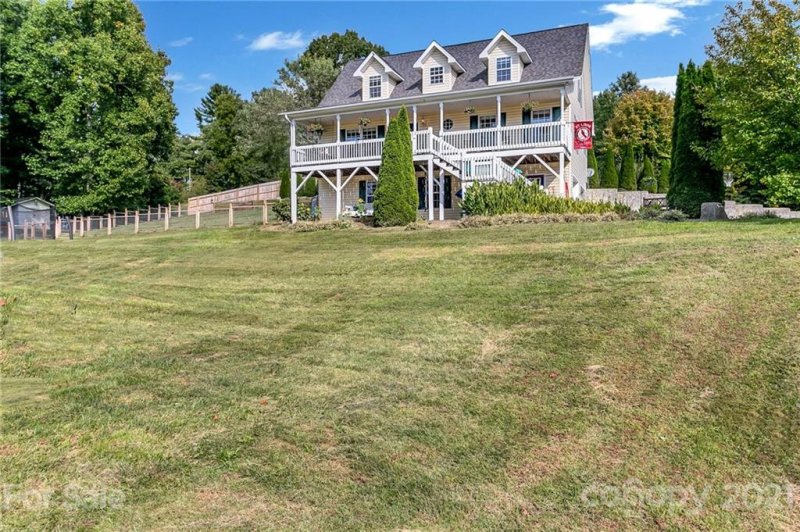 Property image 2 at 6 Double Brook Drive, Weaverville, NC 28787