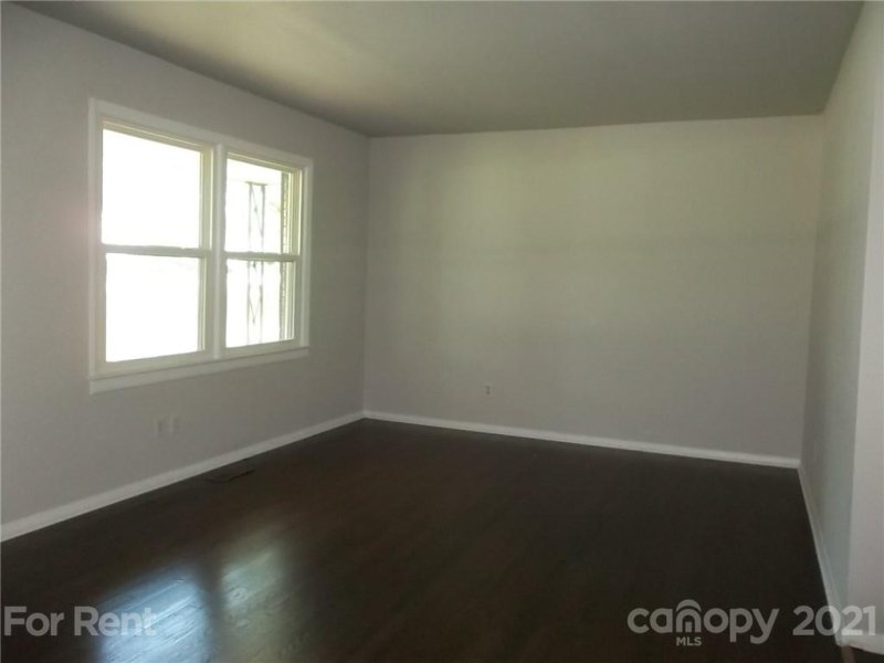 Property image 4 at 9524 Trinity Road, Charlotte, NC 28216