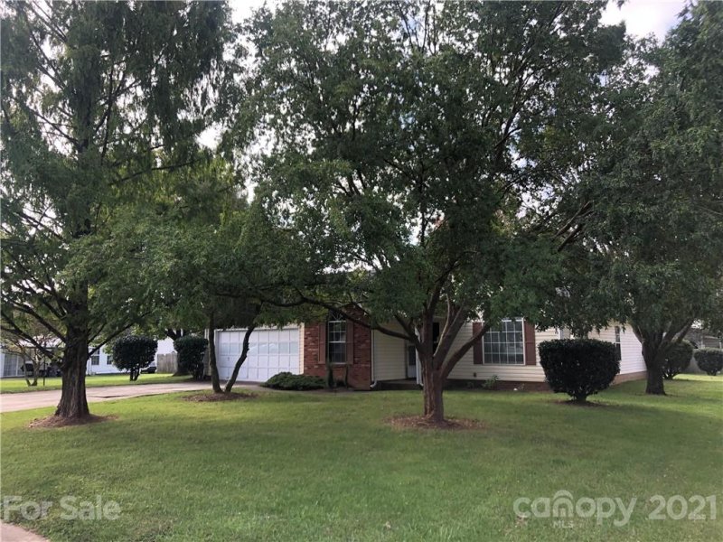 Property image 3 at 7515 Prindle Lake Drive, Charlotte, NC 28227