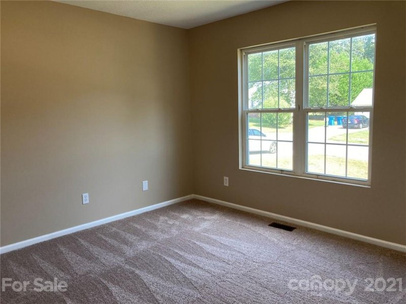 Property image 3 at 2144 Samanthas Wells Lane, Newton, NC 28658