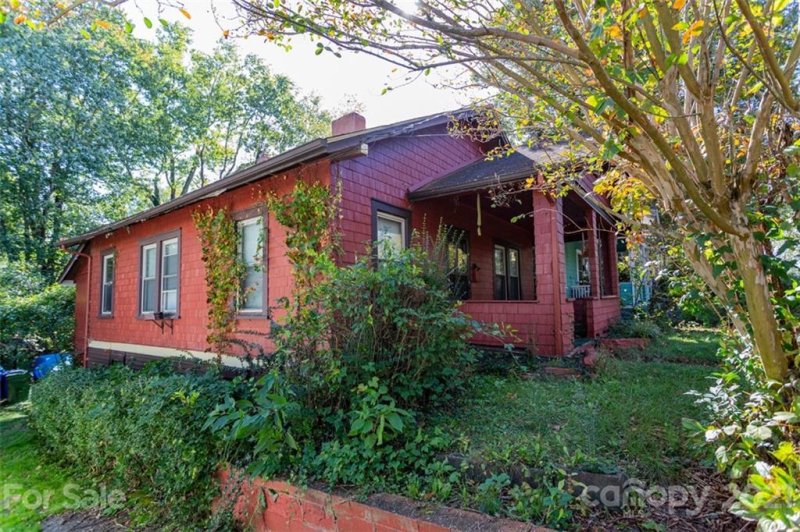 Property image 3 at 12 Madison Avenue, Asheville, NC 28801