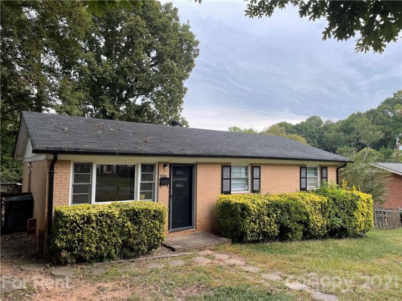 307 E Parkwood Street