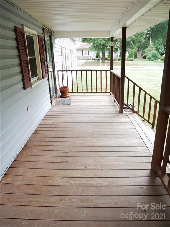 Property image 3 at 428 S 8th Avenue, Maiden, NC 28650
