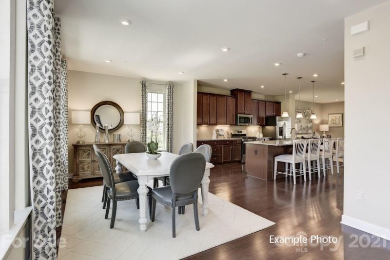 Property image 3 at 907 Portrush Lane, Tega Cay, SC 29708